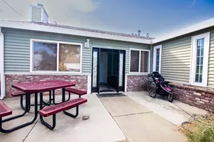 7313 Little Acorn Way, Rio Linda, CA 95673 - Photo 3