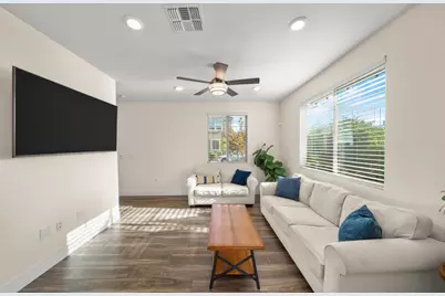 8987 Upbeat Way, Elk Grove, CA 95757 - Photo 11