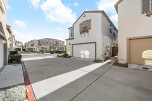 8987 Upbeat Wy, Elk Grove, CA 95757 - Photo 3