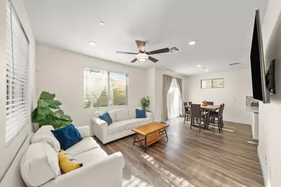 8987 Upbeat Way, Elk Grove, CA 95757 - Photo 9
