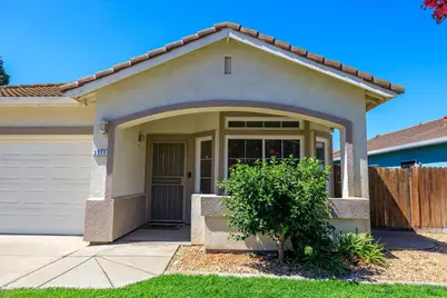3377 Four Seasons Drive, Turlock, CA 95382 - Photo 3