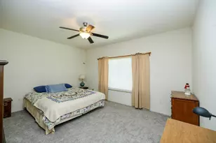 3377 4 Seasons Dr, Turlock, CA 95382 - Photo 27