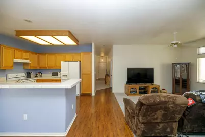 3377 Four Seasons Drive, Turlock, CA 95382 - Photo 19