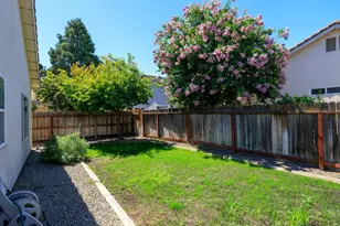 3377 4 Seasons Dr, Turlock, CA 95382 - Photo 37