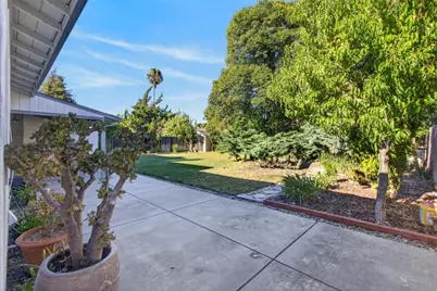 7309 Stanwood Way, Sacramento, CA 95831 - Photo 49