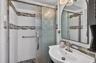 7309 Stanwood Wy, Sacramento, CA 95831 - Photo 7