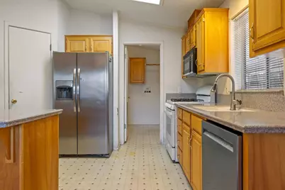Prescott Road #22, Modesto, CA 95350 - Photo 11
