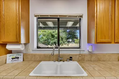14767 Torrey Pines Drive, Auburn, CA 95602 - Photo 9