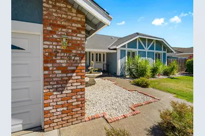 7247 Havenside Drive, Sacramento, CA 95831 - Photo 3