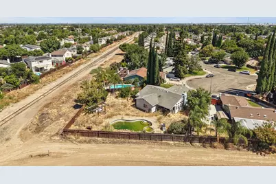 20 Yosemite Drive, Tracy, CA 95376 - Photo 11