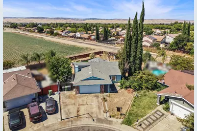 20 Yosemite Drive, Tracy, CA 95376 - Photo 7