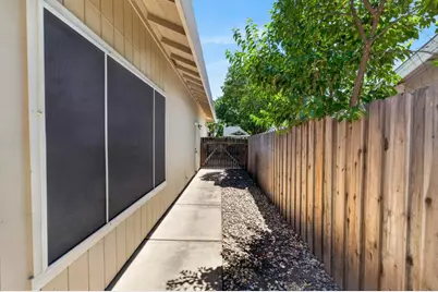 7001 Fall Way, Elk Grove, CA 95758 - Photo 37