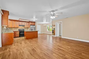 935 Springoak Way, Stockton, CA 95209 - Photo 9
