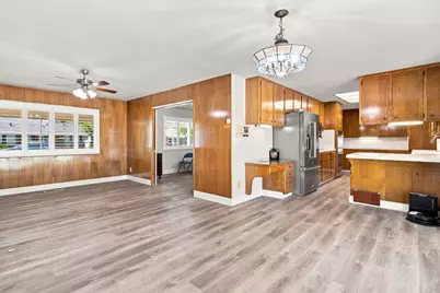 2421 Acorn Lane, Ceres, CA 95307 - Photo 13