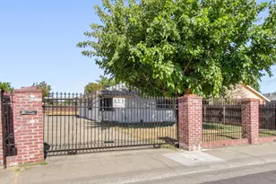 5280 Mendocino Blvd, Sacramento, CA 95820 - Photo 1