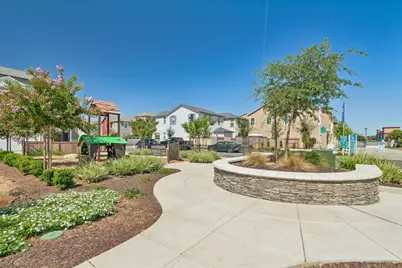 813 Lake Park Circle, Galt, CA 95632 - Photo 29