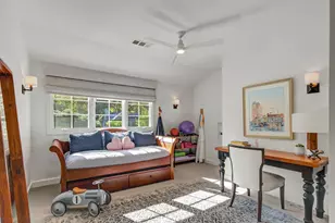 1350 41st St, Sacramento, CA 95819 - Photo 31