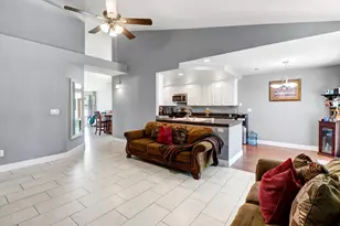 401 Marlin Spike Way, Sacramento, CA 95838 - Photo 9