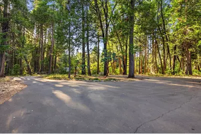 13831 Christopher Robin Wy, Grass Valley, CA 95945 - Photo 41