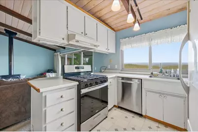 13831 Christopher Robin Wy, Grass Valley, CA 95945 - Photo 13