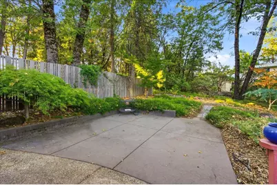 13831 Christopher Robin Wy, Grass Valley, CA 95945 - Photo 33