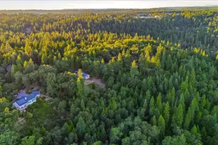 13831 Christopher Robin Wy, Grass Valley, CA 95945 - Photo 45