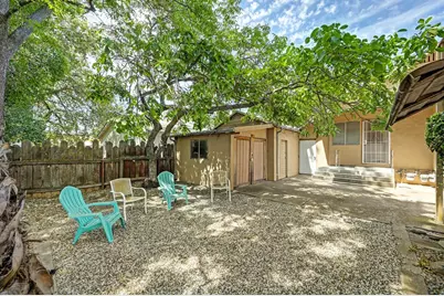 5010 San Francisco Boulevard, Sacramento, CA 95820 - Photo 13