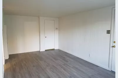 5010 San Francisco Boulevard, Sacramento, CA 95820 - Photo 17