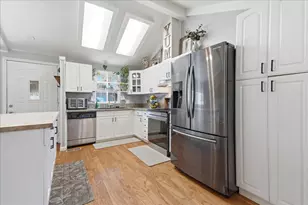 3875 Parkway Pl, Auburn, CA 95602 - Photo 9