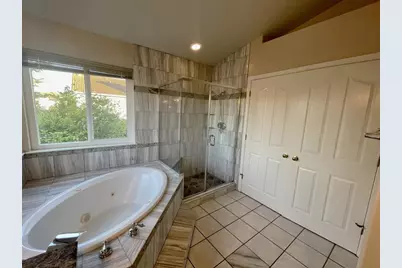 8770 Bottlebrush Court, Elk Grove, CA 95624 - Photo 17