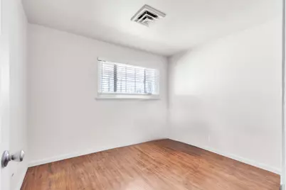 5401 48th Avenue, Sacramento, CA 95823 - Photo 11