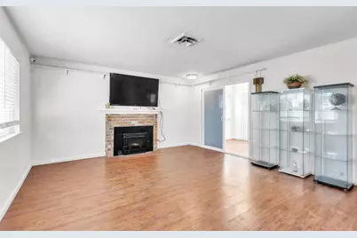 5401 48th Avenue, Sacramento, CA 95823 - Photo 5