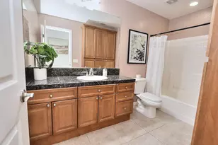 7809 Park River Oak Cir, Sacramento, CA 95831 - Photo 29
