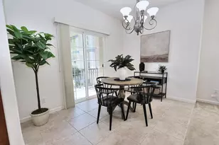 7809 Park River Oak Cir, Sacramento, CA 95831 - Photo 11