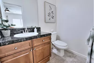 7809 Park River Oak Circle, Sacramento, CA 95831 - Photo 17