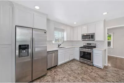 241 Mission Street, Lodi, CA 95240 - Photo 17