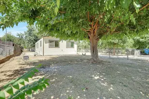 5212 Elizabeth Ave, Olivehurst, CA 95961 - Photo 3