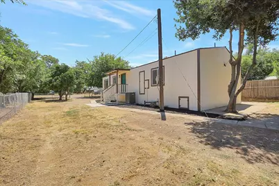 5212 Elizabeth Avenue, Olivehurst, CA 95961 - Photo 29