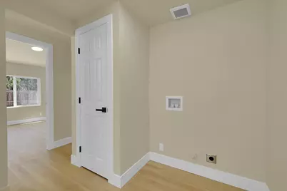 5212 Elizabeth Avenue, Olivehurst, CA 95961 - Photo 5