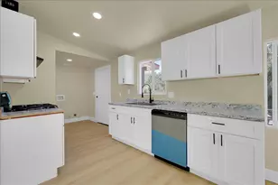5212 Elizabeth Ave, Olivehurst, CA 95961 - Photo 7