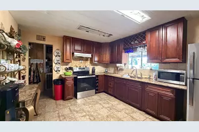 400 Cowan Street, Modesto, CA 95358 - Photo 3