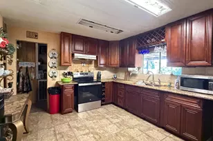 400 Cowan St, Modesto, CA 95358 - Photo 3