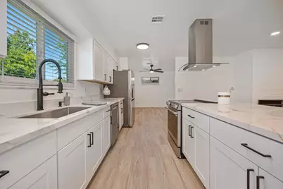 1117 Singingwood Road, Sacramento, CA 95864 - Photo 9