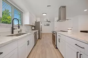 1117 Singingwood Rd, Sacramento, CA 95864 - Photo 9