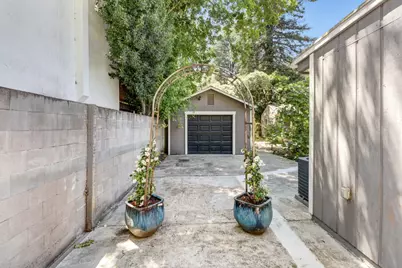 1744 Vallejo Way, Sacramento, CA 95818 - Photo 41