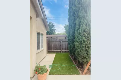 2195 57th Street, Sacramento, CA 95817 - Photo 25