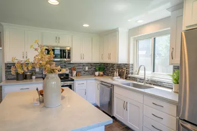 6 River Village Court, Sacramento, CA 95831 - Photo 13
