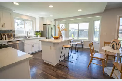 6 River Village Court, Sacramento, CA 95831 - Photo 11