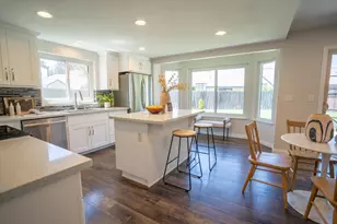 6 River Village Ct, Sacramento, CA 95831 - Photo 11