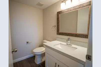 6 River Village Court, Sacramento, CA 95831 - Photo 17